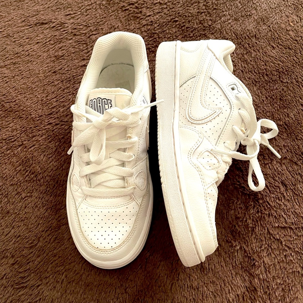 Nike Air Force youth 4.5